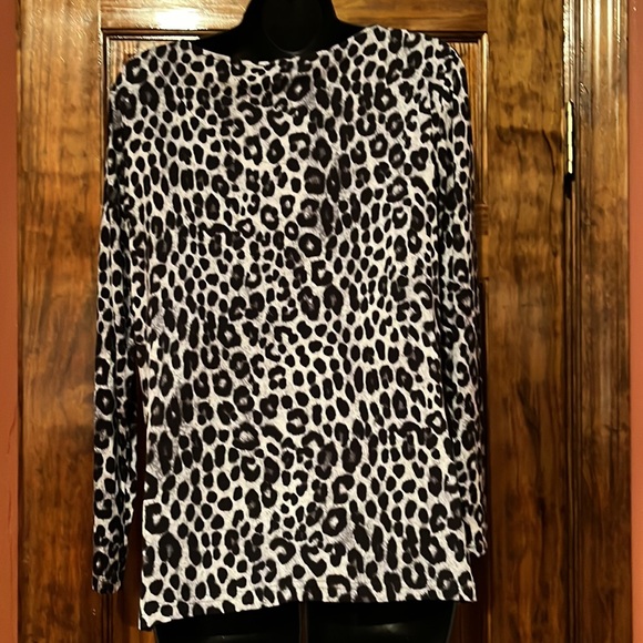 Mario Serrani Snow Leopard Print Tunic - Picture 4 of 9